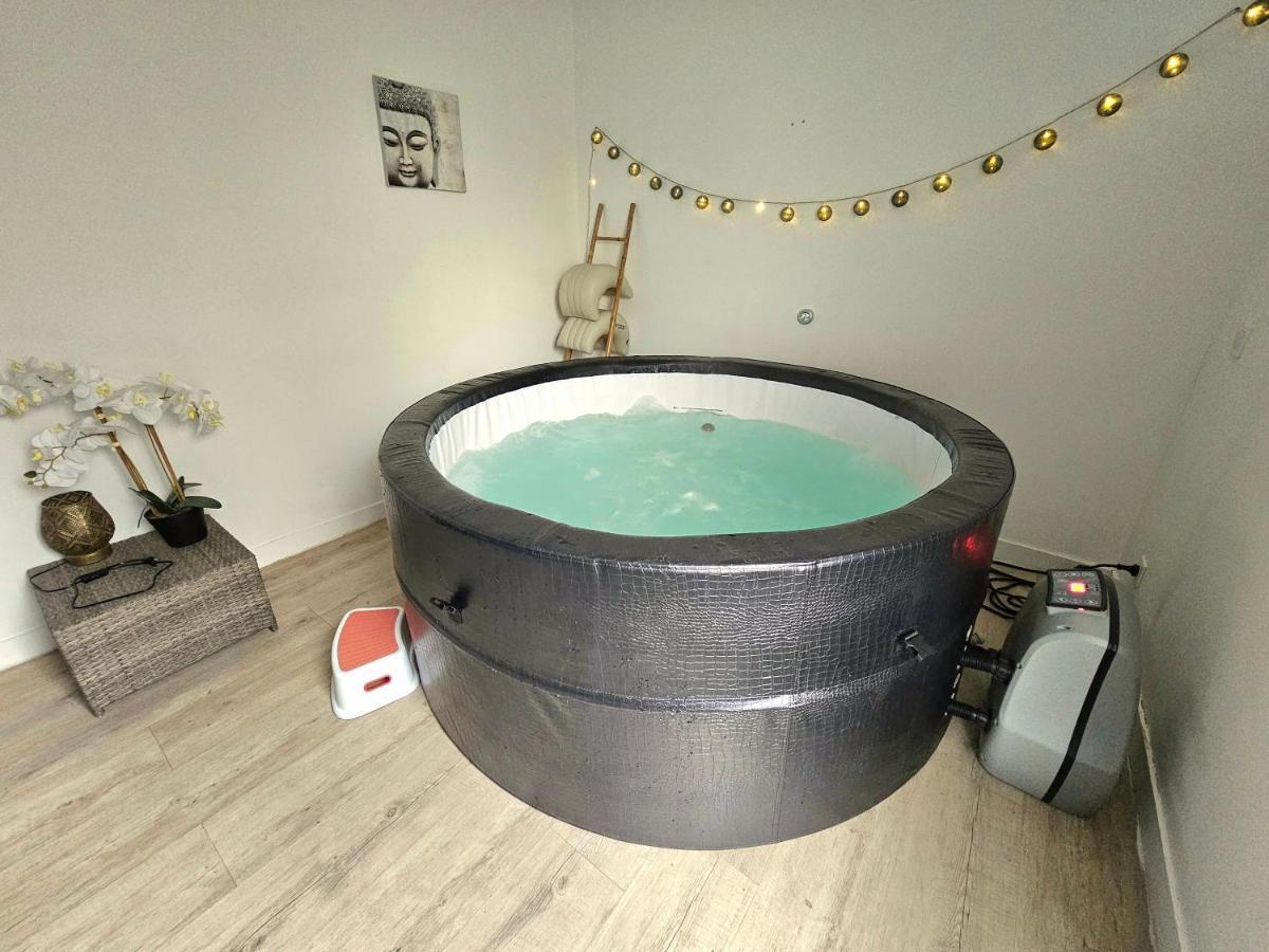 Le Pont T3 Etoile Avec Jacuzzi Apartment Saint-Meloir-des-Ondes Ngoại thất bức ảnh
