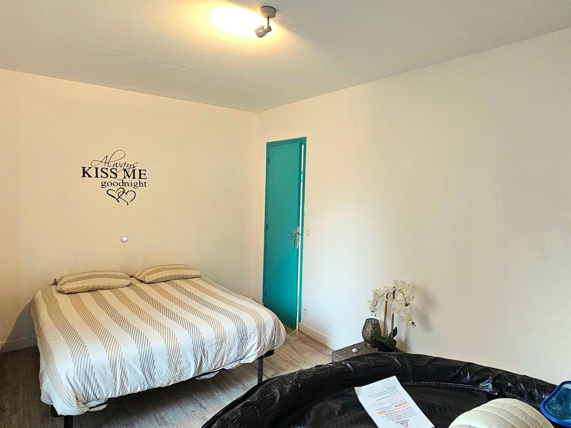 Le Pont T3 Etoile Avec Jacuzzi Apartment Saint-Meloir-des-Ondes Ngoại thất bức ảnh